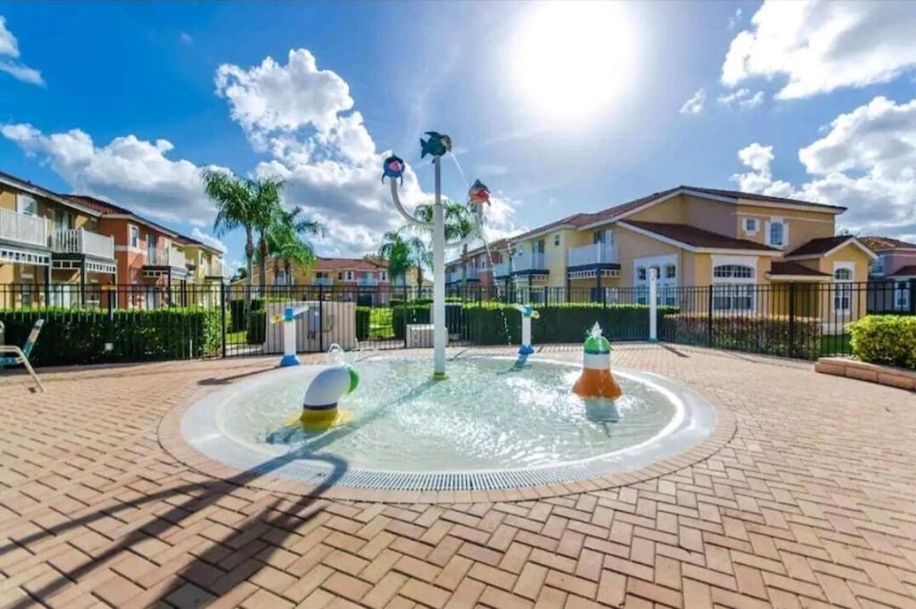 Relaxing, Private Family Home At Lake Berkley Resort, South Facing Pool, Near Disney, Seaworld Kissimmee Extérieur photo